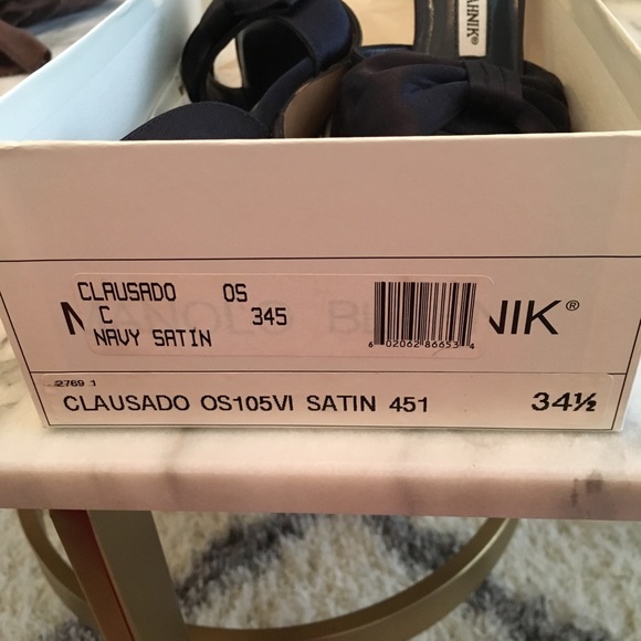 Manolo Blahnik D’orsay Navy Satin w bow sz34.5 new - Picture 4 of 4
